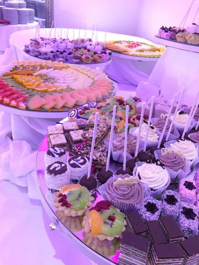 Hotel Martini Zagreb Hotel And Restaurant Сесвете Экстерьер фото